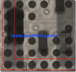 BGA錫球尺寸小于0.4mm，采用降低BGA內圍襲球的錫膏量所得到X-Ray，稍微留意一下可以發(fā)現(xiàn)最外圈的錫量(圓的直徑)比其他內圍的錫球上的錫量來得多一點點。也就是外圈的黑色圓形直徑比內圈的圓形來得大一點點。